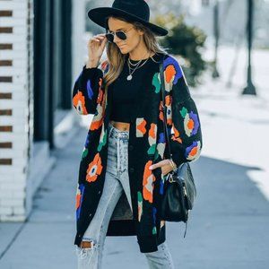 FRAYA POCKETED FLORAL BUTTON FRONT KNIT CARDIGAN - BLACK